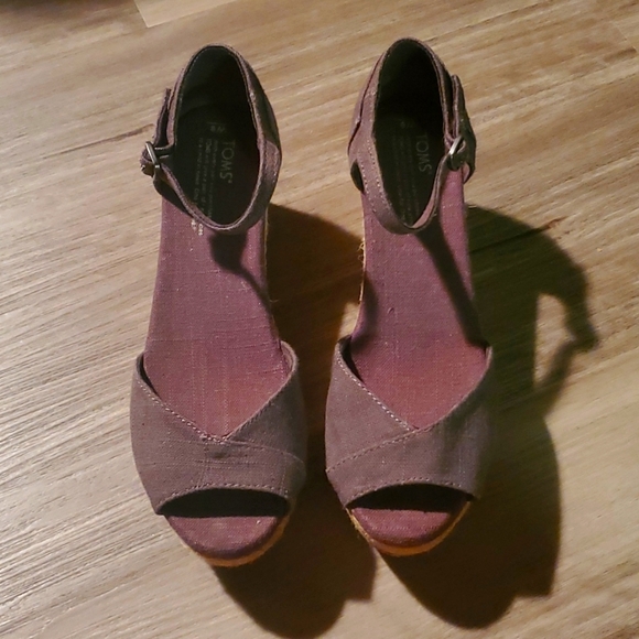 EUC Tom's wedge heel - Picture 3 of 4